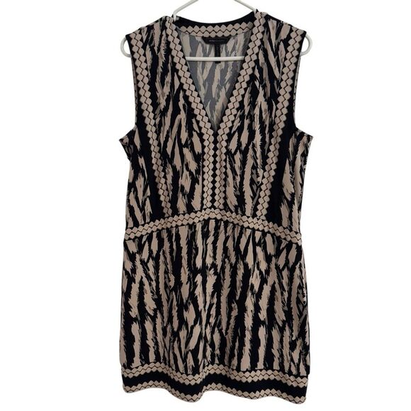 BCBGMaxazria Bridgit Tunic Mini Dress Women's MEDIUM Black Ivory Animal Print - Picture 2 of 8